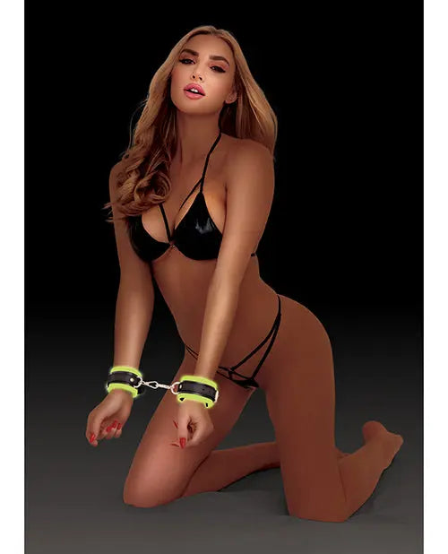 WhipSmart Glow in the Dark Deluxe Detachable Buckle Cuffs - Green Xgen